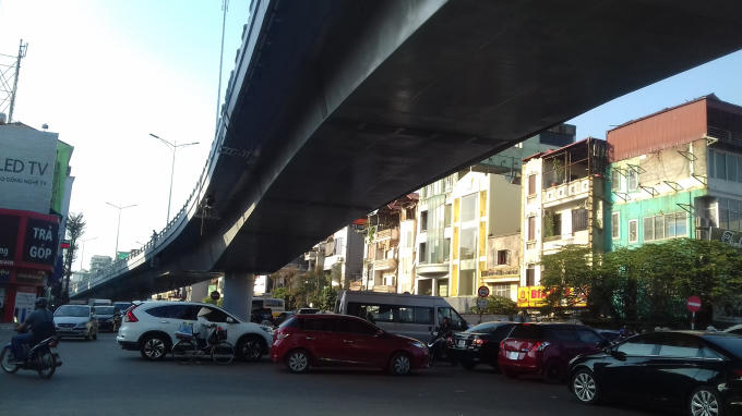 Đây là đoạn nút giao ngã tư giữa của khẩu An Dương - Thanh Niên; Âu Cơ - Nghi Tàm. Khu vực này trước đây là điểm nóng ùn tắc giao thông.