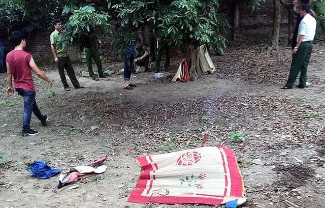 Hiện trường phát hiện thi thể bé trai.