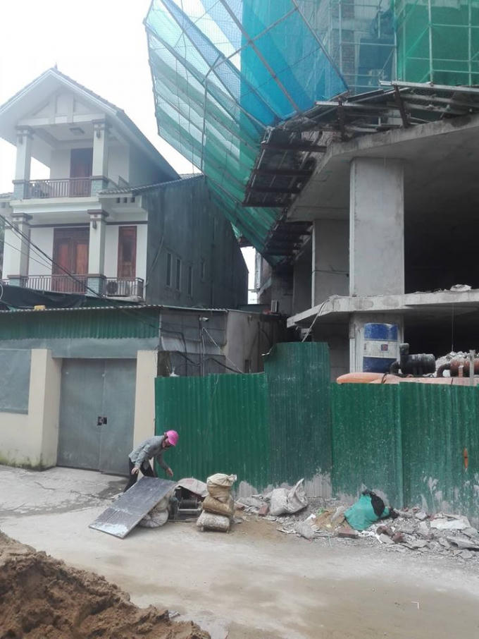 H&agrave; Tĩnh: T&ograve;a nh&agrave; 15 tầng 'chen nhau' với nh&agrave; d&acirc;n liệu c&oacute; an to&agrave;n?