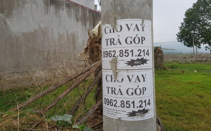 Khắp vùng quê Thanh Hóa nơi đâu cũng thấy quảng cáo cho vay vốn