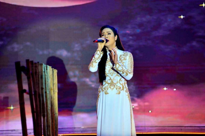 GK Đức Huy nhận xét: “Đây là một trong những bài hay nhất về mẹ mà tôi được nghe từ bé. Bạn đã mang đến cho chúng tôi một cảm xúc mạnh mẽ về tình mẫu tử dù có một vài đoạn kỹ thuật chưa được tốt lắm”.