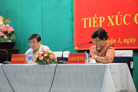 Tổ đại biểu HĐND TP HCM đơn vị quận 1 tiếp xúc cử tri quận 1 tối 17-12