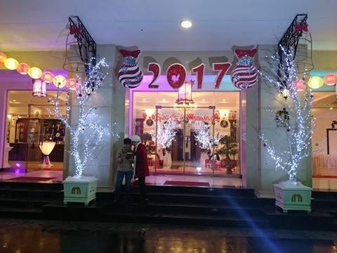 Không khí Giáng sinh ngập tràn trên đất Cố đô.