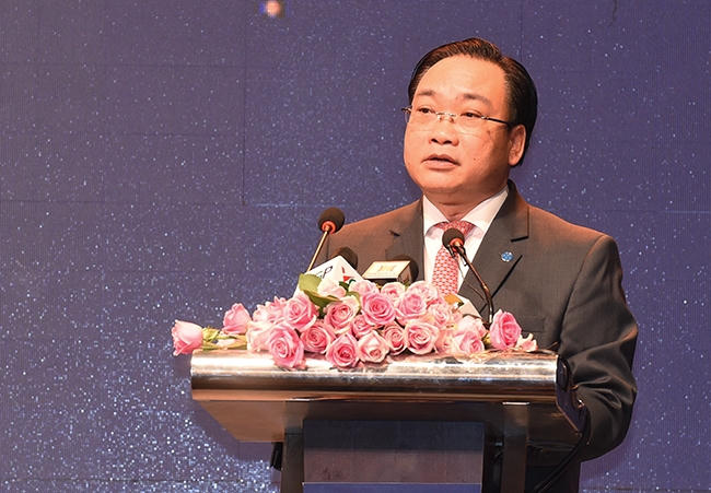 Ông Hoàng Trung Hải - Bí thư Thành uỷ Hà Nội phát biểu tại Hội nghị.