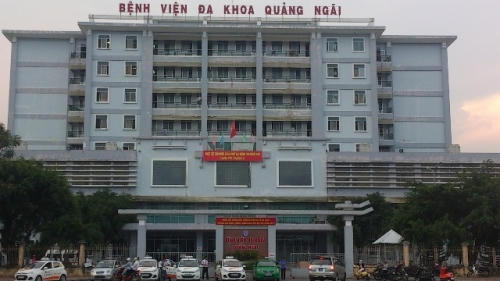 Bệnh viện Đa khoa tỉnh Quảng Ngãi, nơi các nạn nhân đang điều trị.
