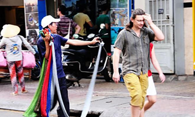 Quận trung t&acirc;m S&agrave;i G&ograve;n siết an ninh bảo vệ du kh&aacute;ch