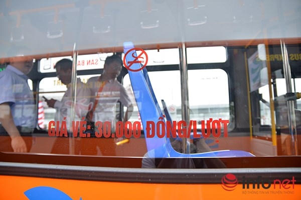 Với nhiều trang thiết bị phục vụ hiện đại hành khách trong quá trình di chuyển nên giá vé của tuyến xe này cao hơn các tuyến khác (30.000 đồng/lượt).