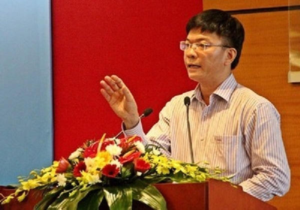 Ông Long bắt đầu công tác tại Bộ Tư pháp vào năm 1987, trải qua các cương vị lãnh đạo tại Vụ Hợp tác Quốc tế; Vụ Các vấn đề chung về xây dựng Pháp luật.