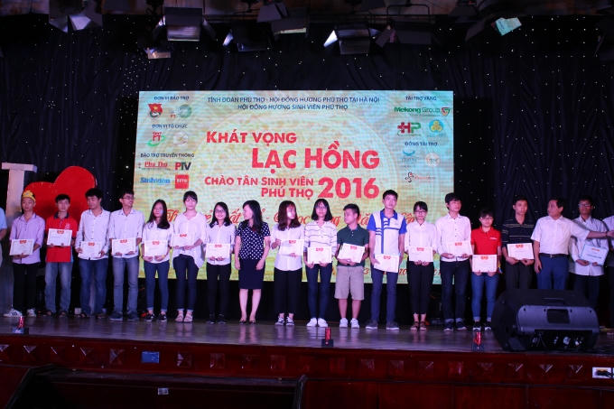 Kh&aacute;t Vọng Lạc Hồng 2016: Tuổi trẻ Đất Tổ - Ngọc s&aacute;ng năm ch&acirc;u