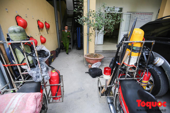 Theo đại diện lãnh đạo Phòng Cảnh sát PCCC số 1, sáng tạo này được đơn vị đưa ra từ chính quá trình thực tế chữa cháy. Do đặc điểm một số phường trên địa bàn 2 quận Hoàn Kiếm và Hai Bà Trưng có nhiều ngõ rất sâu, có ngõ lên tới hàng kilômét, xe cộ đi vào rất khó nên phải tìm cách khắc phục.