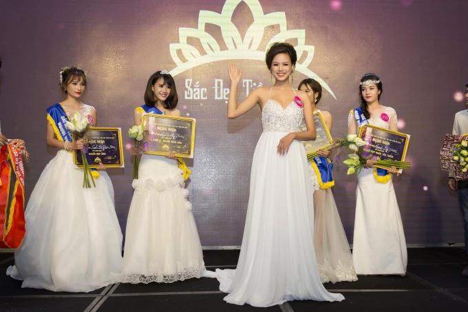 Top 5 thí sinh xuất sắc nhất Cuộc thi "Sắc dẹp tiềm ẩn 2016".