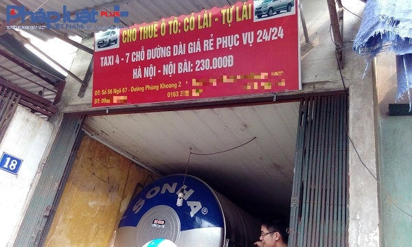 Cơ sở sản xuất nước tinh khiết đóng bình treo biển cho thuê ô tô.