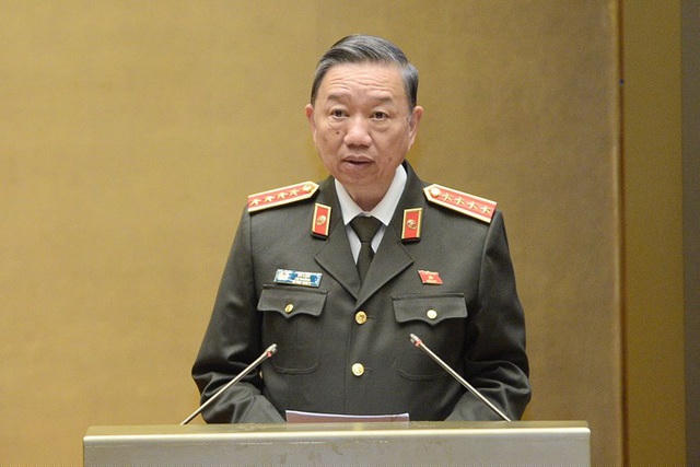 Đại tướng Tô Lâm - Bộ trưởng Bộ Công an trình bày dự luật trước Quốc hội