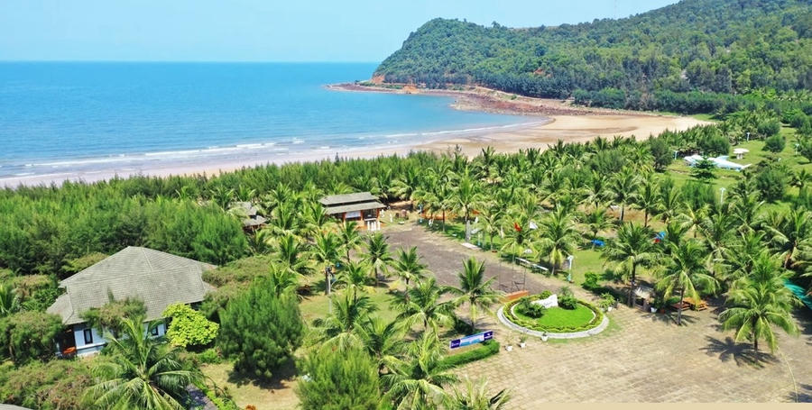 Bãi Lữ Resort mang trong mình khát vọng được “khởi sinh”.