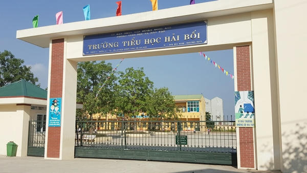 Cơ quan công an huyện Đông Anh cần vào cuộc làm rõ những cá nhân đã "đạo diễn" để kích động, xúi dục làm ảnh hưởng đến môi trường giáo dục tại Trường tiểu học Hải Bối.