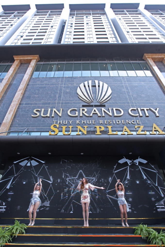 Khai truong Sun Plaza Thuy Khue (01)