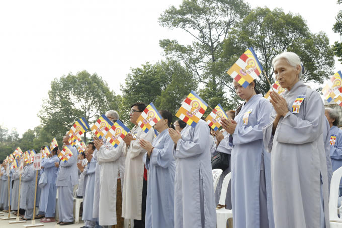 Nhất tâm cầu nguyện