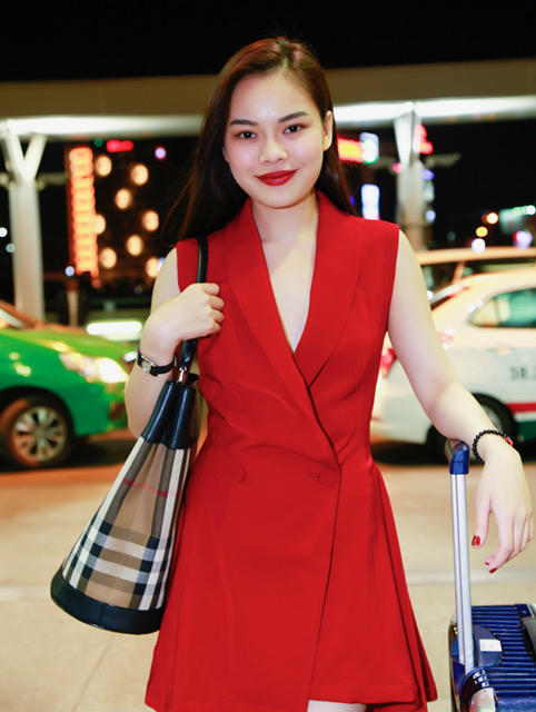 Giang Hồng Ngọc đi lưu diễn cùng Phi Nhung