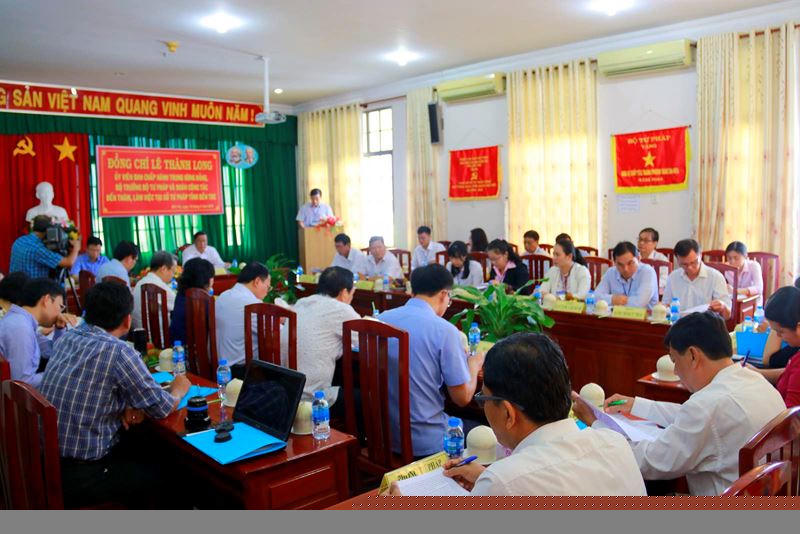 Bộ trưởng Lê Thành Long: “Tháo gỡ” nhiều khó khăn, vướng mắc cho Tư pháp Bến Tre