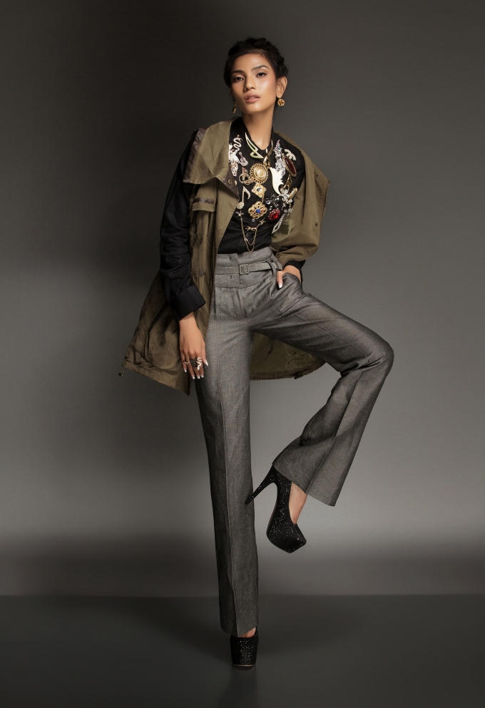 Trương Thị May tự tin khoe dáng với qu&acirc;̀n &ocirc;́ng loe c&ocirc;̉ đi&ecirc;̉n