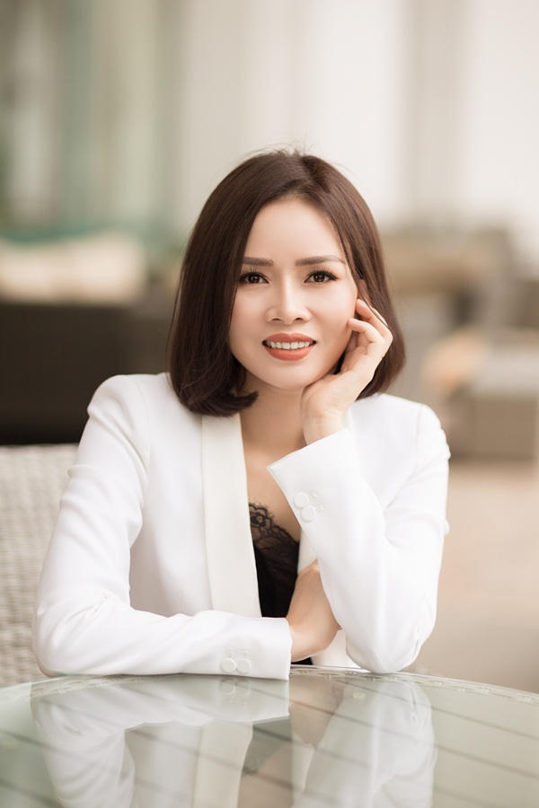 CEO SARAH LE - Người ti&ecirc;n phong mở ra xu hướng l&agrave;m đẹp thời 4.0&nbsp;