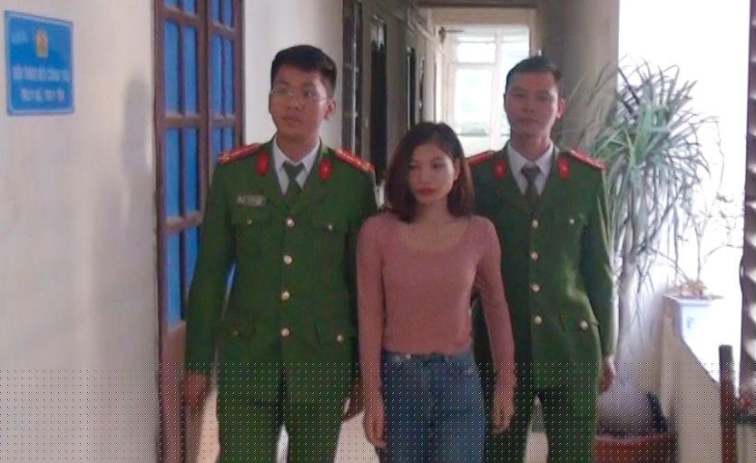 Lực lượng Công an bắt giữ Nguyễn Thị Dương