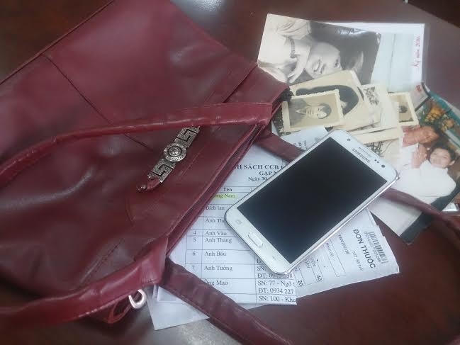 Tang vật cướp được.