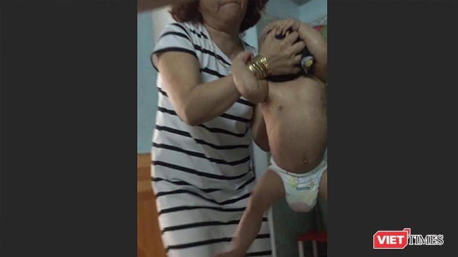 Sau vụ bạo hành trẻ mầm non tại nhóm trẻ Mẹ Mười, Sở GD-ĐT TP Đà Nẵng yêu cầu các cơ sở giữ trẻ phải có camera giám sát.