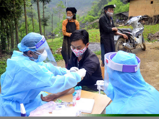 Gần 16.000 mẫu xét nghiệm ở Hạ Lôi, Đông Cứu, Đồng Văn đều âm tính. Ảnh: baodantoc.vn