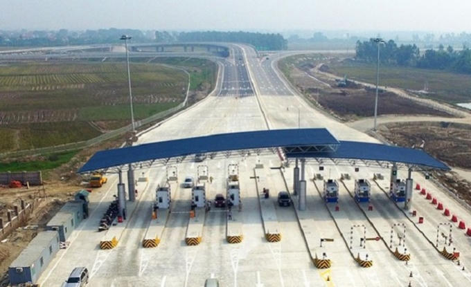 Riêng tuyến cao tốc Hà Nội-Hải Phòng có đến gần 20 doanh nghiệp vận tải hoạt động (ảnh internet).