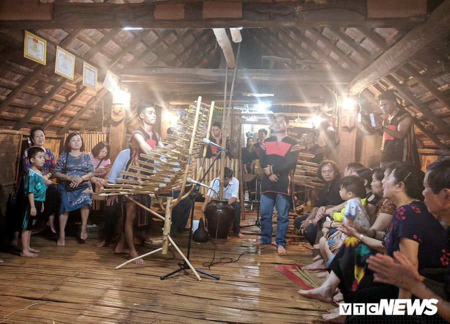 Bi an ve nguoi dan ong giu 'bau vat' o Tay Nguyen hinh anh 3