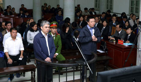 Nguyễn Xuân Sơn và Hà Văn Thắm bị khởi tố thêm tội tham ô tài sản.