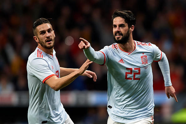ĐT Tây Ban Nha của Isco cũng đang bị cầm hòa. Ảnh: Getty Images