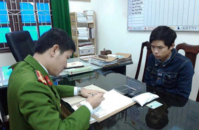 Hoàng Thanh Tâm tại cơ quan công an. Ảnh công an cung cấp.