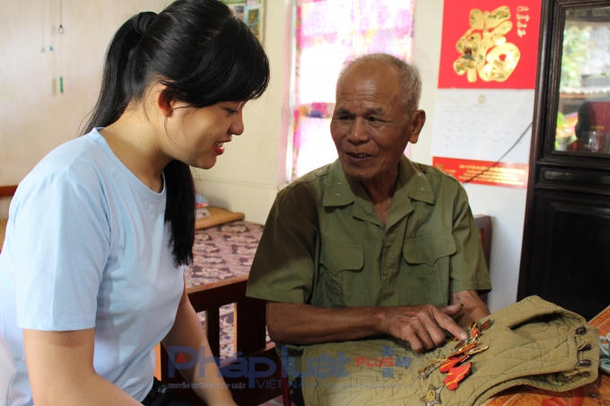 Cựu chiến binh Vũ Thanh Hải kể về chiếc áo trong vai diễn Bế Văn Đàn làm Bác Hồ xúc động.