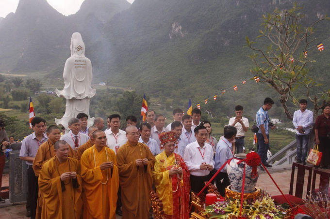 Cao Bằng: M&atilde;n nh&atilde;n với nghi thức rước