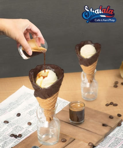Affogato Cone - một biến tấu ngọt ngào đến từ Shalala.