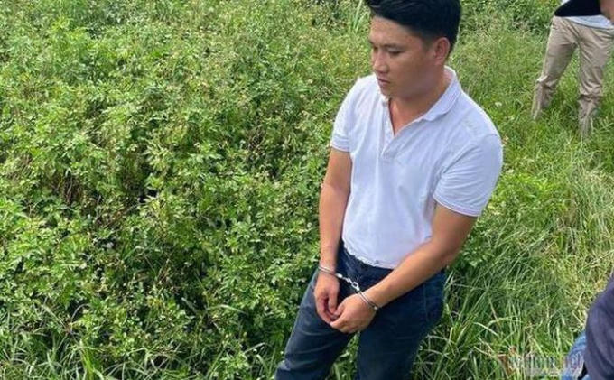 27784da60fe4e6babff5