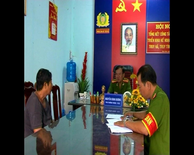 Đối tượng Phạm Văn Hiền tại Cwo quan công an.