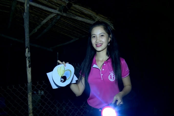 1g30 Trần Ngô Thu Thảo nhận nhiệm vụ.