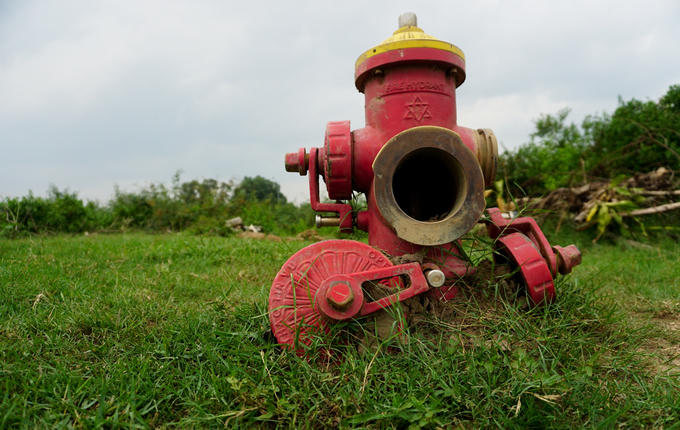 Trụ ống cứu hỏa gần như hư hỏng