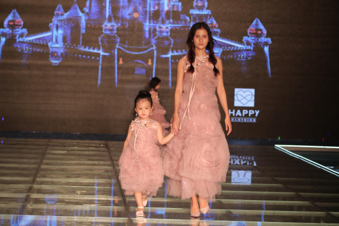 Khán giả mãn nhãn với Tuần lễ thời trang trẻ em Việt Nam - Vietnam Junior Fashion Week mùa thứ 3