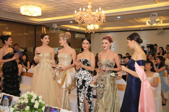 NTK Lê Hoàng Hải “chơi ngông” với đêm diễn toàn mẫu ngoại