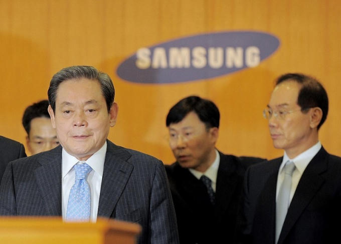 Ông Lee Kun-hee.