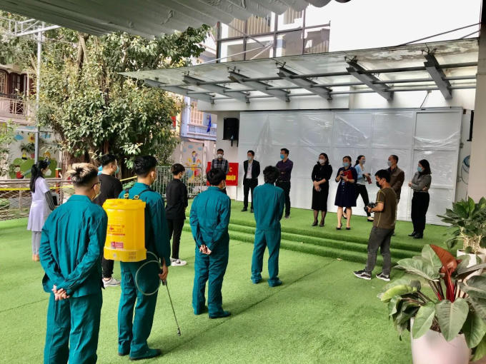 Trạm thực hiện 5 nhiệm vụ chính: Quản lý, theo dõi người nhiễm Covid-19 tại nhà và cộng đồng; tuyên truyền công tác phòng, chống dịch; khám, điều trị, cấp thuốc cho người mắc Covid-19.