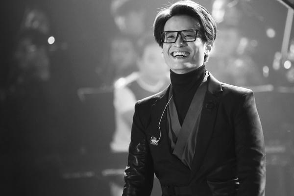 Hà Anh Tuấn – quý ông lịch lãm của showbiz Việt.