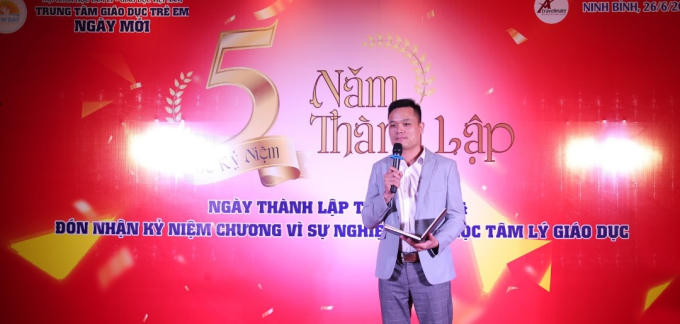 Ông Hoàng Văn Quyết – Giám đốc Trung tâm Giáo dục trẻ em Ngày Mới