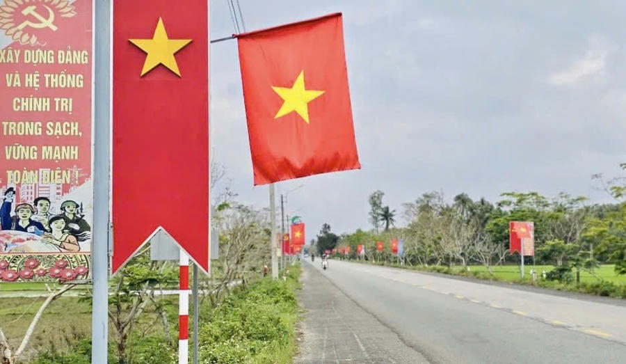 Khắp nơi ngập tràn khí thế chào mừng Đại hội đại biểu toàn quốc lần thứ XIV của Đảng. Ảnh: Trần Sỹ