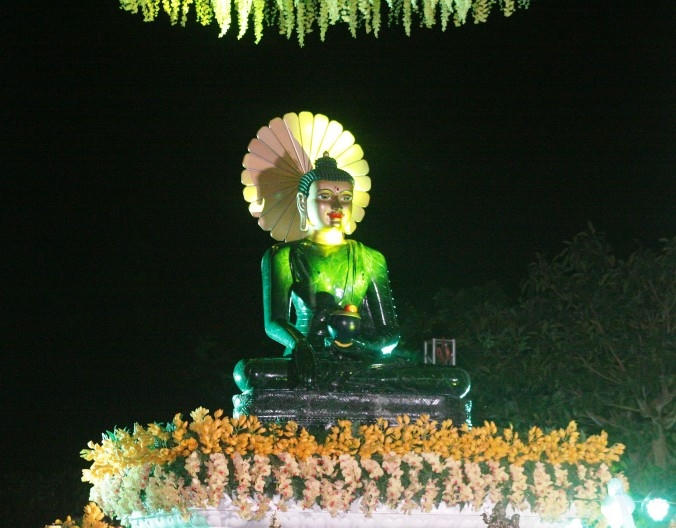 Cung thỉnh Phật Ngọc lần cuối trước khi về Australia an vị vĩnh viễn