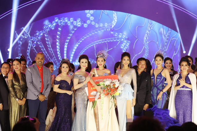 Vương miện 3,2 tỷ của Hoa hậu Đại Dương Việt Nam 2017 thuộc về L&ecirc; &Acirc;u Ng&acirc;n Anh